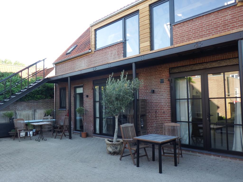 Hotel De Weegbrug IJzendijke Exterior foto